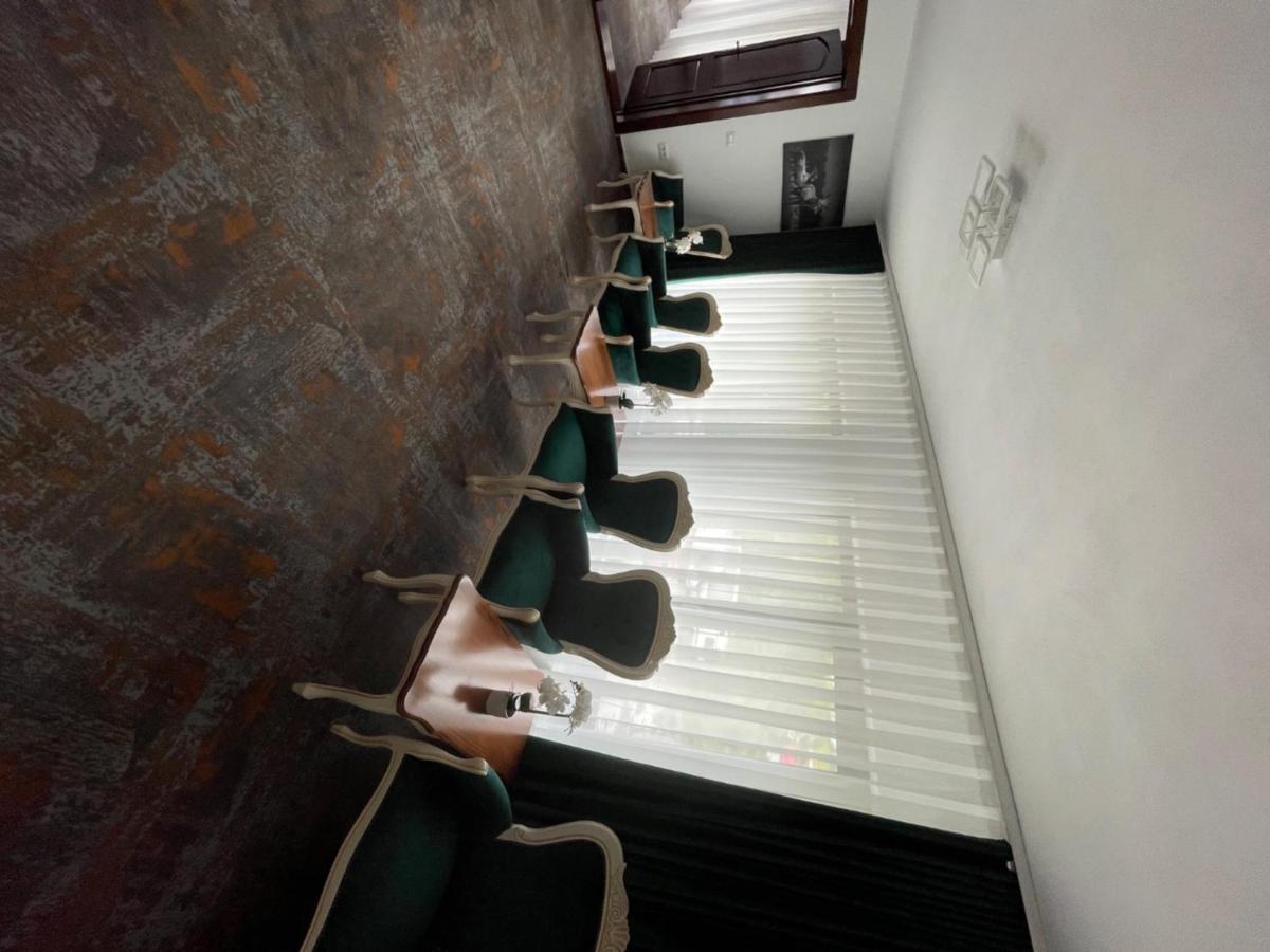 Pensiunea Alexolar New One Arada Bagian luar foto